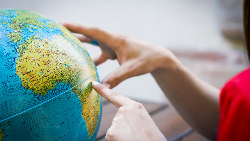 Aspek Antroposfer Dalam Geografi