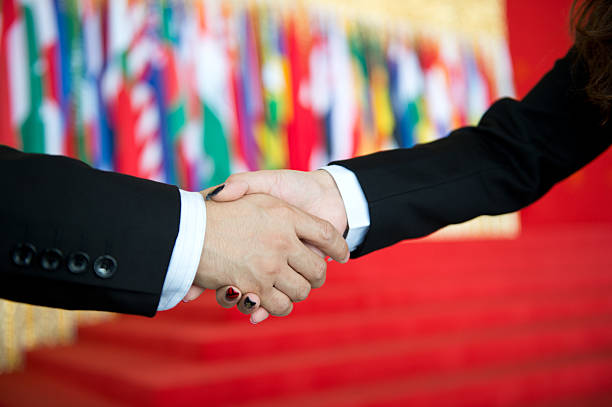 Perbedaan Hubungan Bilateral dan Multilateral